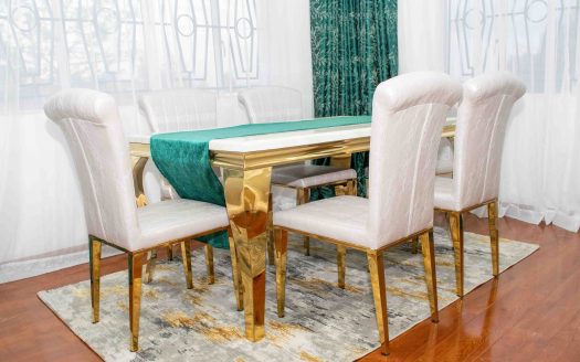 3 Days  5-bedroom Enashipai Holiday Home in Athi Rive