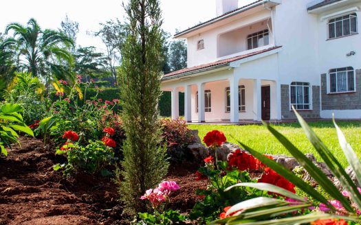 3 Days  5-bedroom Enashipai Holiday Home in Athi Rive